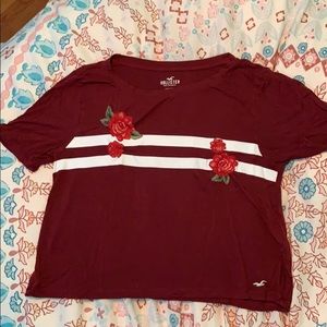 red cropped hollister easy tee.